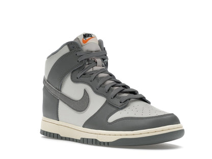 Nike Dunk High Vintage Light Bone Grey