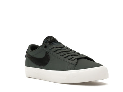 Nike SB Zoom Blazer Low Pro GT Vintage Green