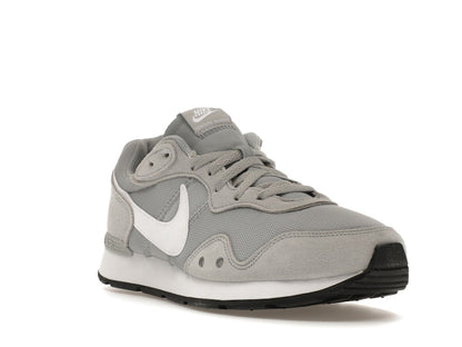 Nike Venture Runner Wide Light Smoke Grey