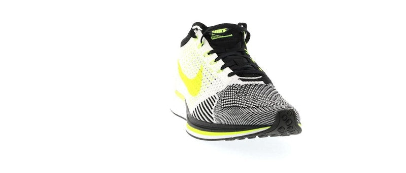 Nike Flyknit Racer Sail Volt