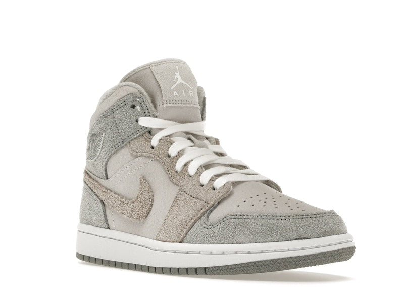 Jordan 1 Mid SE Particle Grey (Women's)