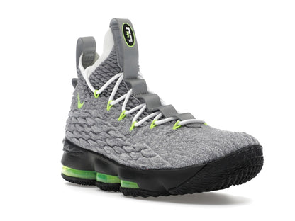 Nike LeBron 15 Air Max 95