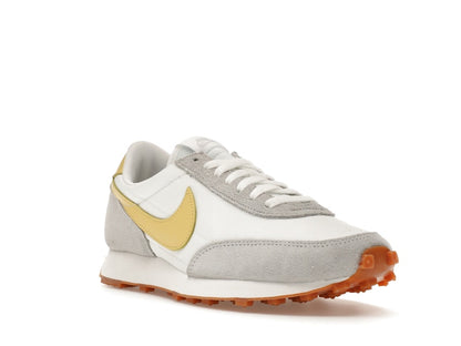 Nike Daybreak Summit White Gray Fog Yellow (Women's)
