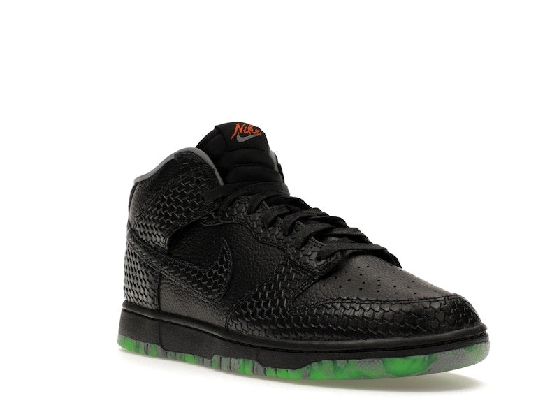 Nike Dunk Mid Premium Halloween Headless Horseman
