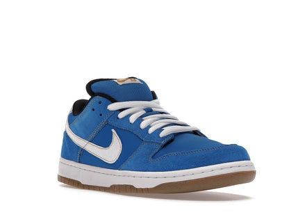 Nike SB Dunk Low Street Fighter Chun Li