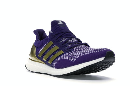 adidas Ultra Boost Washington Huskies