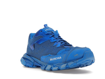 Track.3 Blue