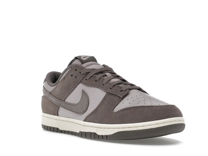 Nike Dunk Low SE Platinum Violet Cave Stone