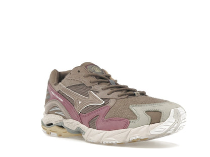 Mizuno Wave Rider 10 Footpatrol Rust