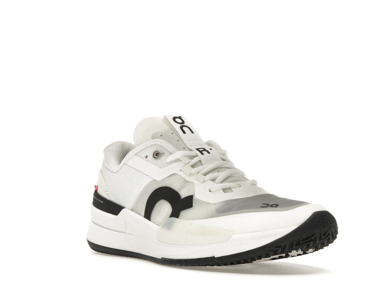 On The Roger Pro 2 Clay White Black (Women's)