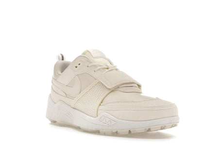 Nike Zoom Field Jaxx SP Travis Scott Sail