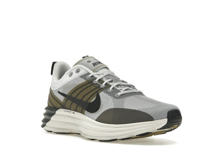 Nike Lunar Roam Platinum Tint Desert Moss