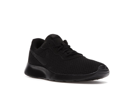 Nike Tanjun Black/Black-Anthracite