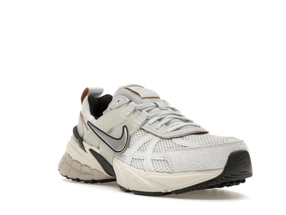Nike V2K Run Pure Platinum Chrome (Women's)