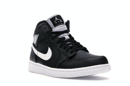 Jordan 1 Retro Mid Black White