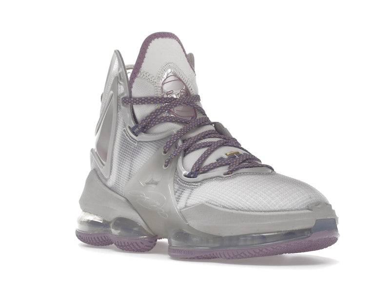 Nike LeBron 19 Strive For Greatness
