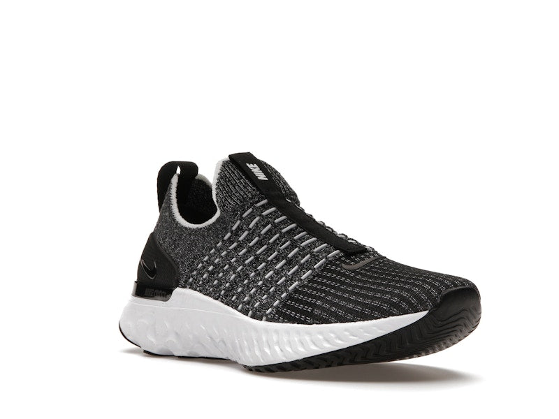 Nike React Phantom Run Flyknit 2 Oreo (Women's)