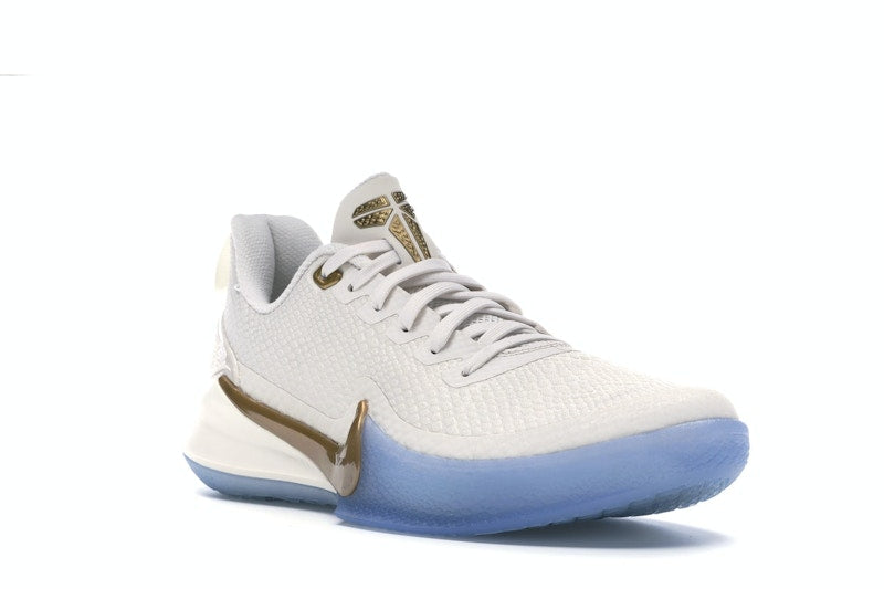 Nike Mamba Focus Metallic Gold