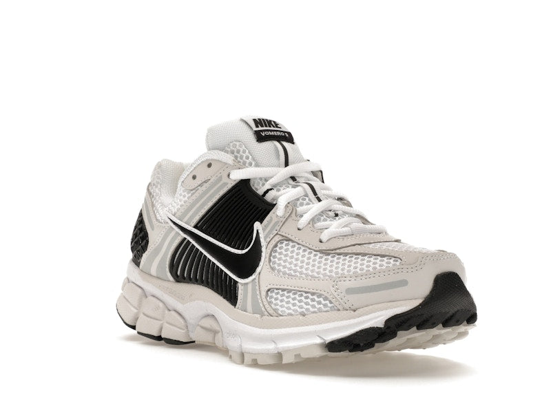 Nike Zoom Vomero 5 White Black