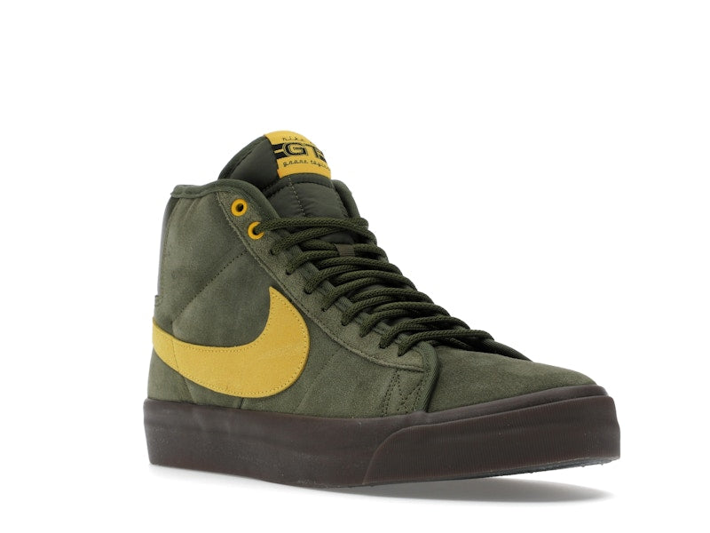 Nike SB Zoom Blazer Mid Antihero Skateboards