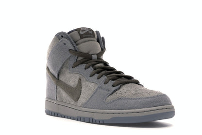 Nike SB Dunk High Tauntaun