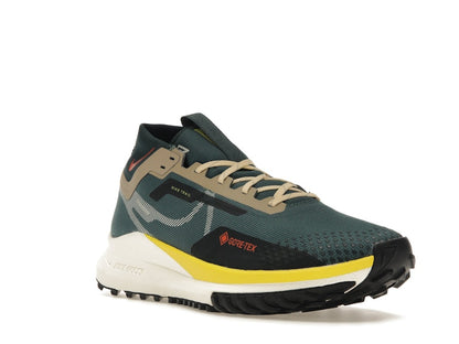 Nike React Pegasus Trail 4 Gore-Tex Noble Green Picante Red