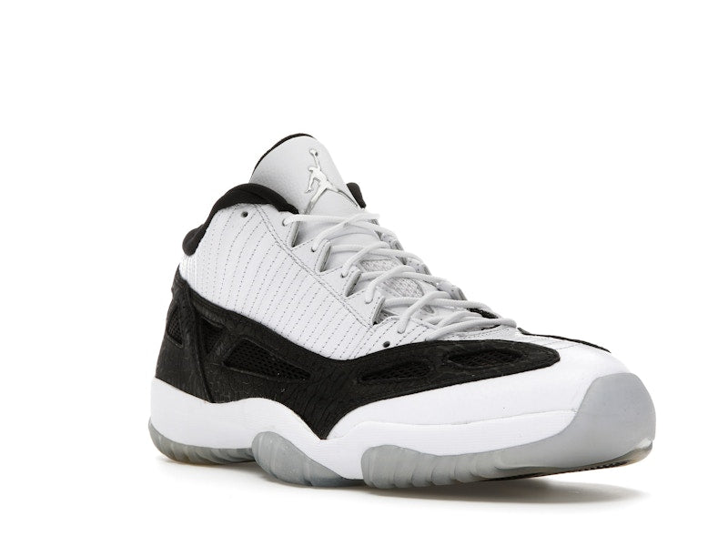 Jordan 11 Retro Low IE White/Black (2011)