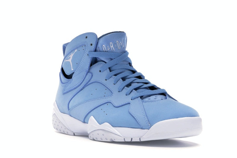 Jordan 7 Retro Pantone