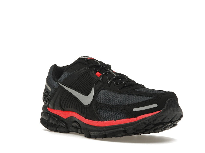 Nike Zoom Vomero 5 Black Metallic University Red