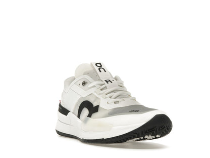 On The Roger Pro 2 Clay White Black (Women's)
