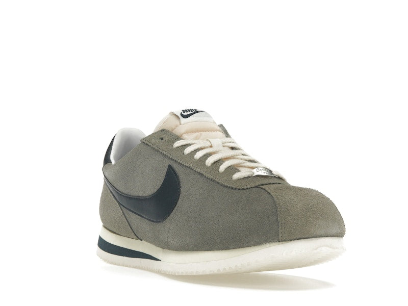 Nike Cortez size? Exclusive Grey