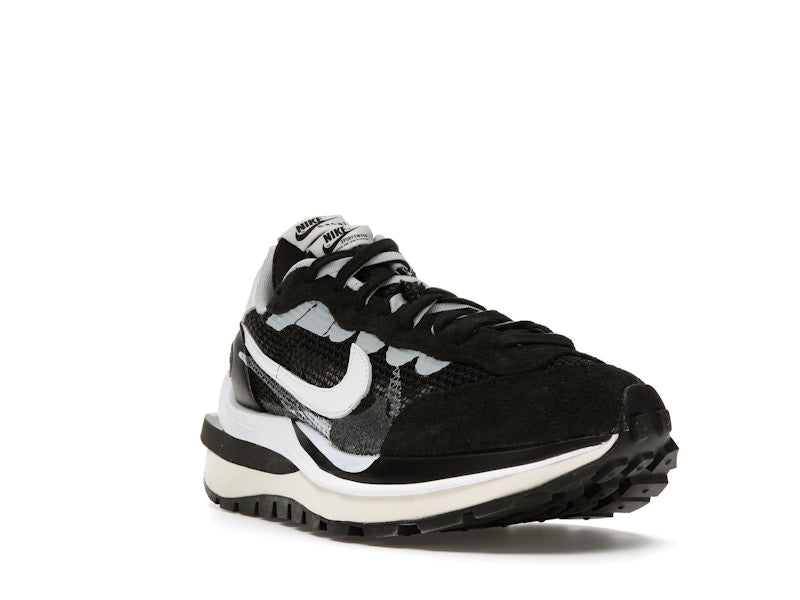 Nike Vaporwaffle sacai Black White