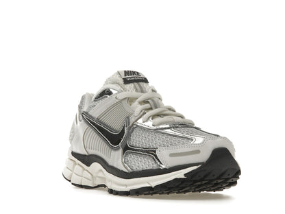 Nike Zoom Vomero 5 Photon Dust Metallic Silver (Women's)