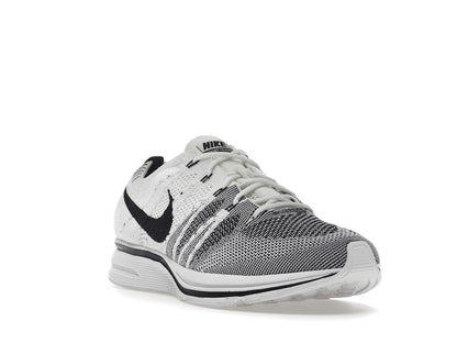 Nike Flyknit Trainer White Black