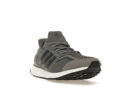 adidas Ultra Boost 5.0 DNA Grey Three Black