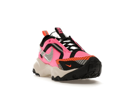 Nike TC 7900 LX 3M Pink Blast (Women's)