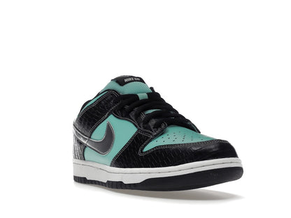 Nike SB Dunk Low Diamond Supply Co.
