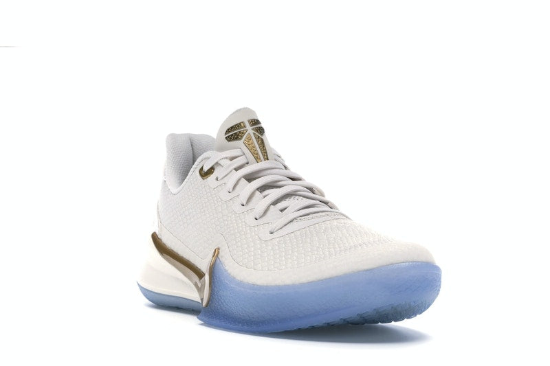 Nike Mamba Focus Metallic Gold