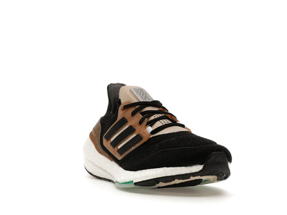 adidas Ultra Boost 22 Made with Nature Core Black Wonder Taupe