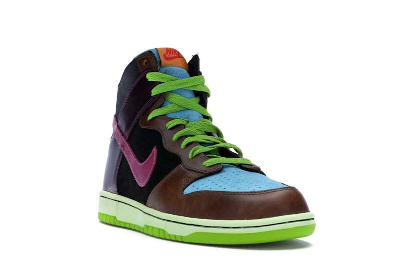Nike Dunk High Undefeated