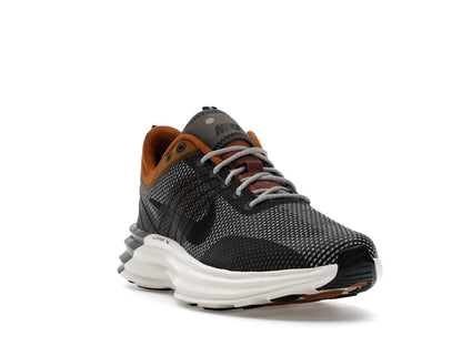 Nike Lunar Roam SE Desert Bronze Metallic Pewter Iron Grey Black