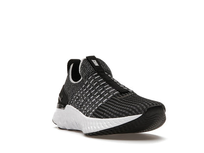 Nike React Phantom Run Flyknit 2 Oreo (Women's)