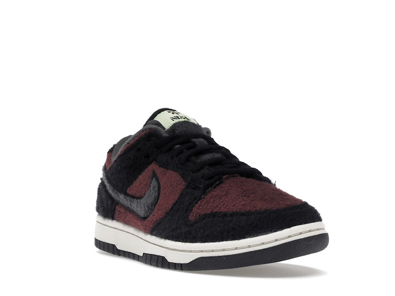 Nike Dunk Low SE Fleece Pack Burgundy Crush (Women's)
