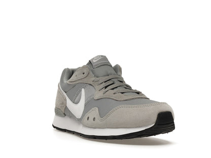 Nike Venture Runner Light Solar Flare Heather