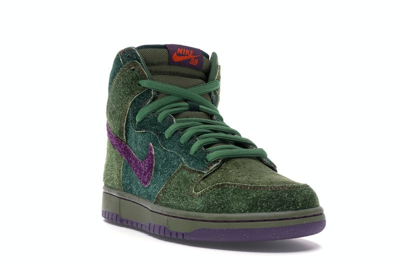 Nike SB Dunk High Skunk 420