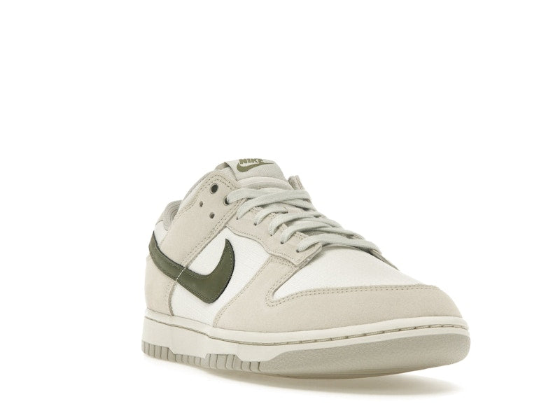 Nike Dunk Low Leaf Veins
