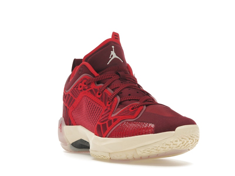 Jordan 37 Low Lift Up (Women's)