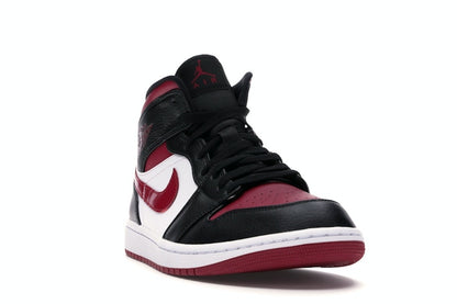 Jordan 1 Mid Bred Toe