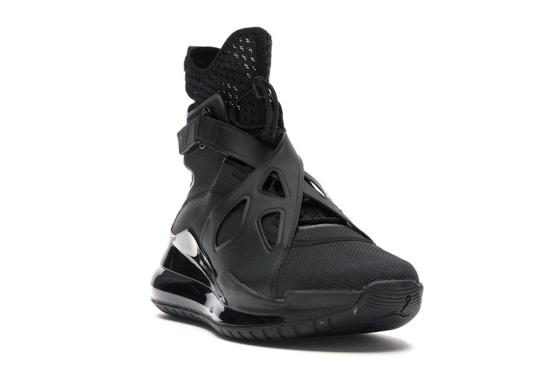 Jordan Air Latitude 720 Triple Black (Women's)