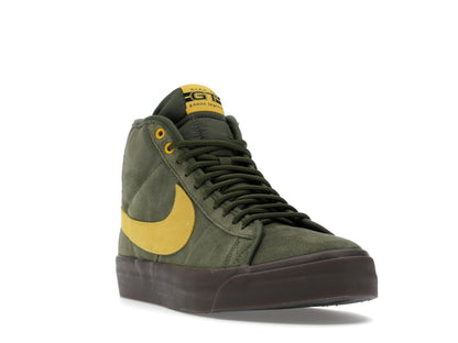 Nike SB Zoom Blazer Mid Antihero Skateboards
